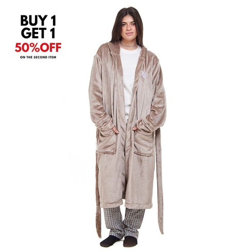 Snuggs Blanket Robe Cafe